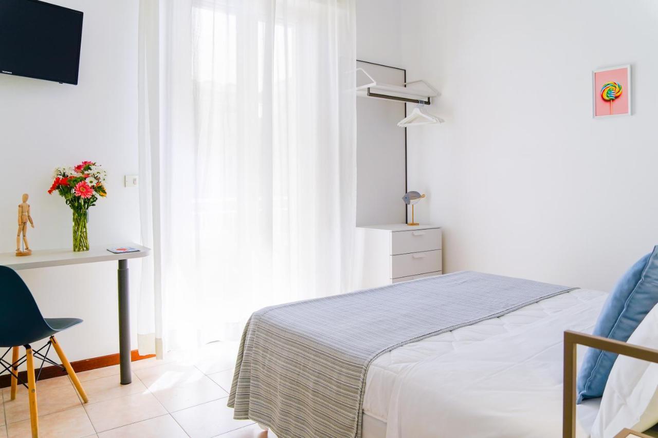 Hotel Mon Pays Rimini Ngoại thất bức ảnh