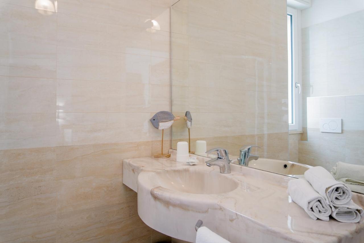 Hotel Mon Pays Rimini Ngoại thất bức ảnh