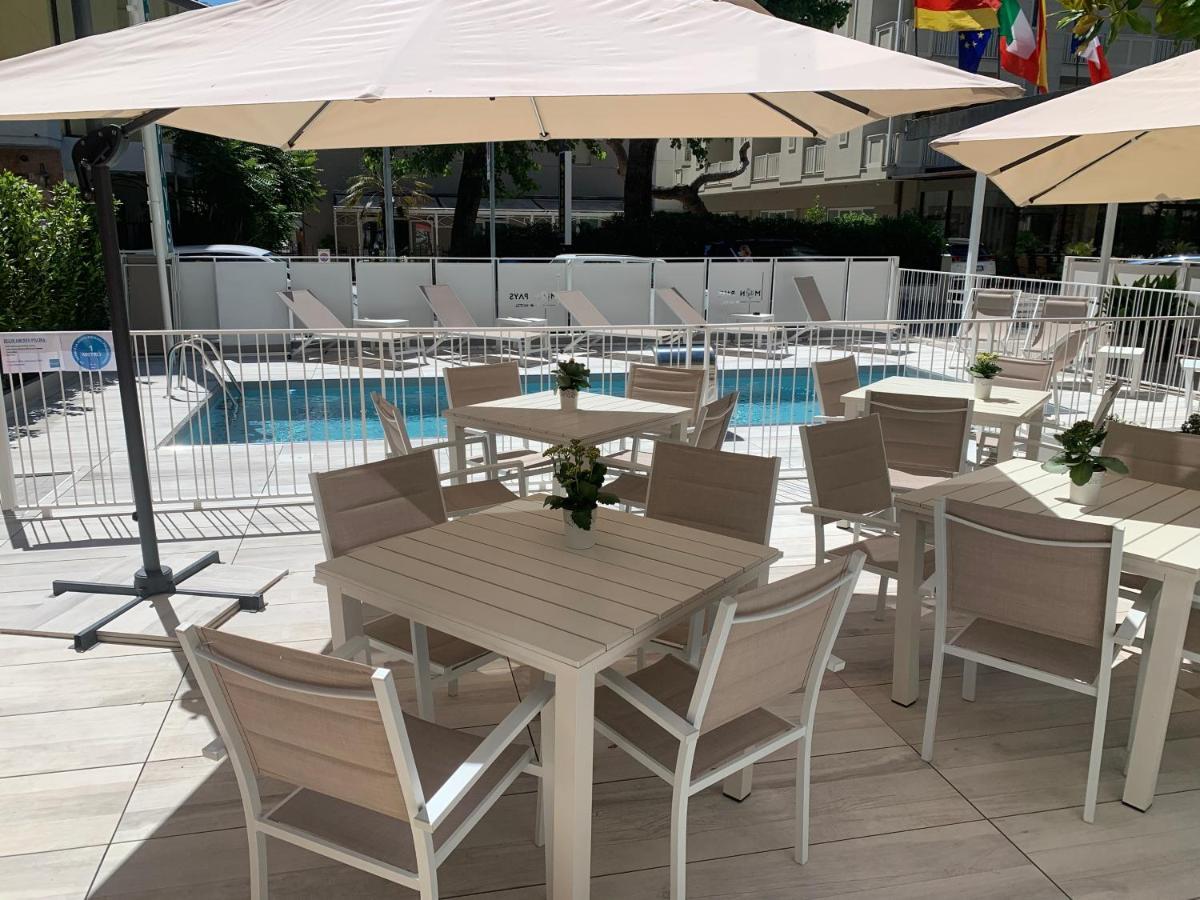 Hotel Mon Pays Rimini Ngoại thất bức ảnh